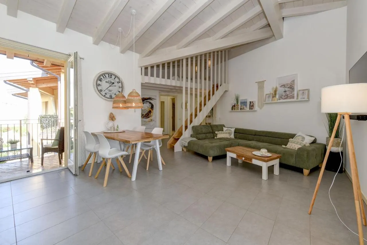 Casa Verde Manerba del Garda 0*,  Włochy